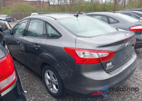 2013 Ford Focus Se z USA, uszkodzony, nr VIN 1FADP3F29DL125404